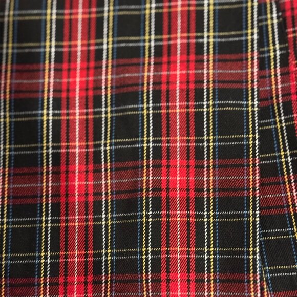 Simons Red Plaid Skirt - Size Small - Picture 11 of 11